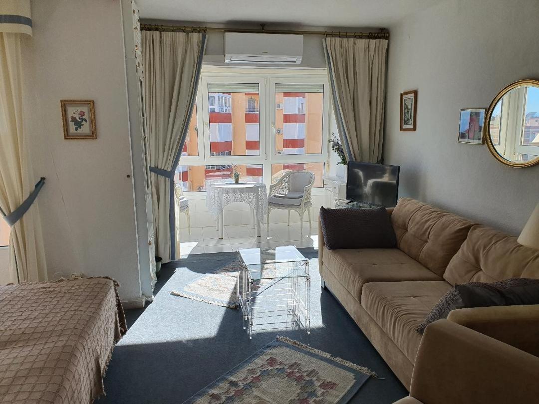 Luxury Studio Apartment 2 Night Minimum Stay Until June 31St!! Torrox Exterior photo
