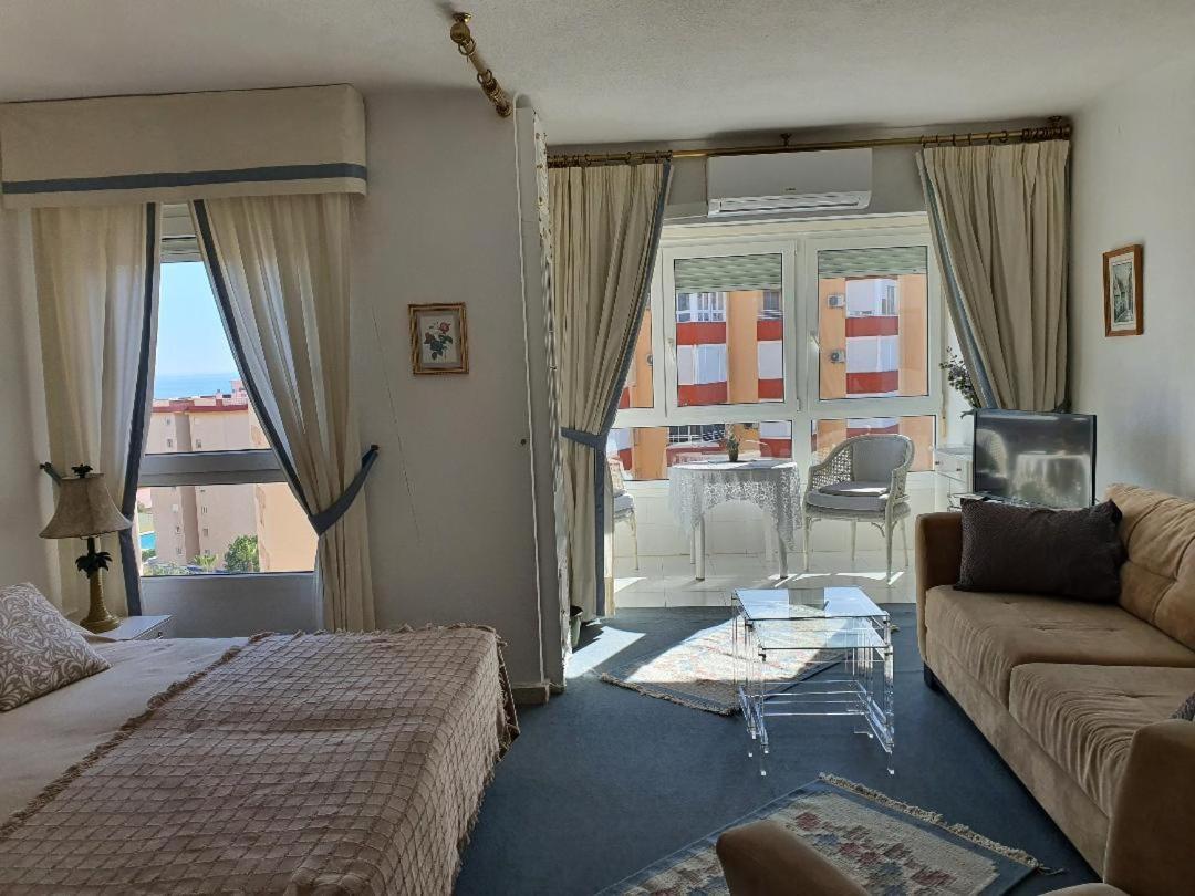 Luxury Studio Apartment 2 Night Minimum Stay Until June 31St!! Torrox Exterior photo